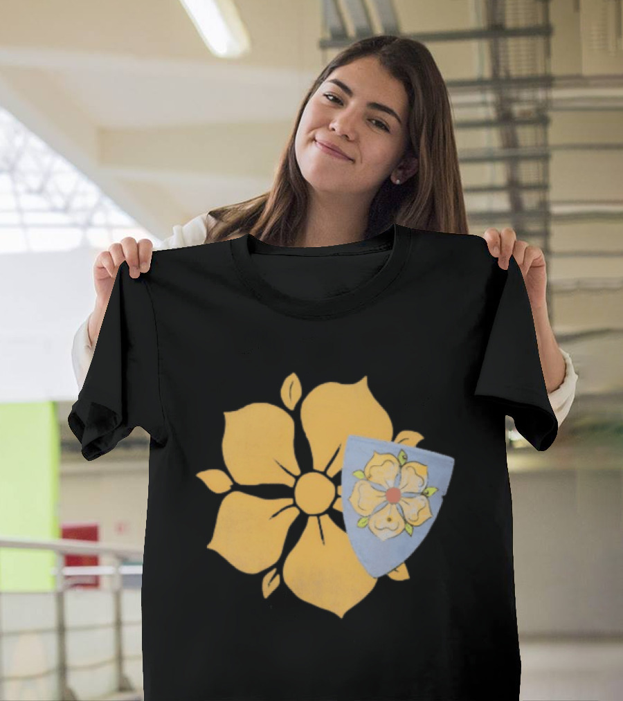 Kingdom Come Deliverance II Yellow Flower Emblem Vavak T-Shirt