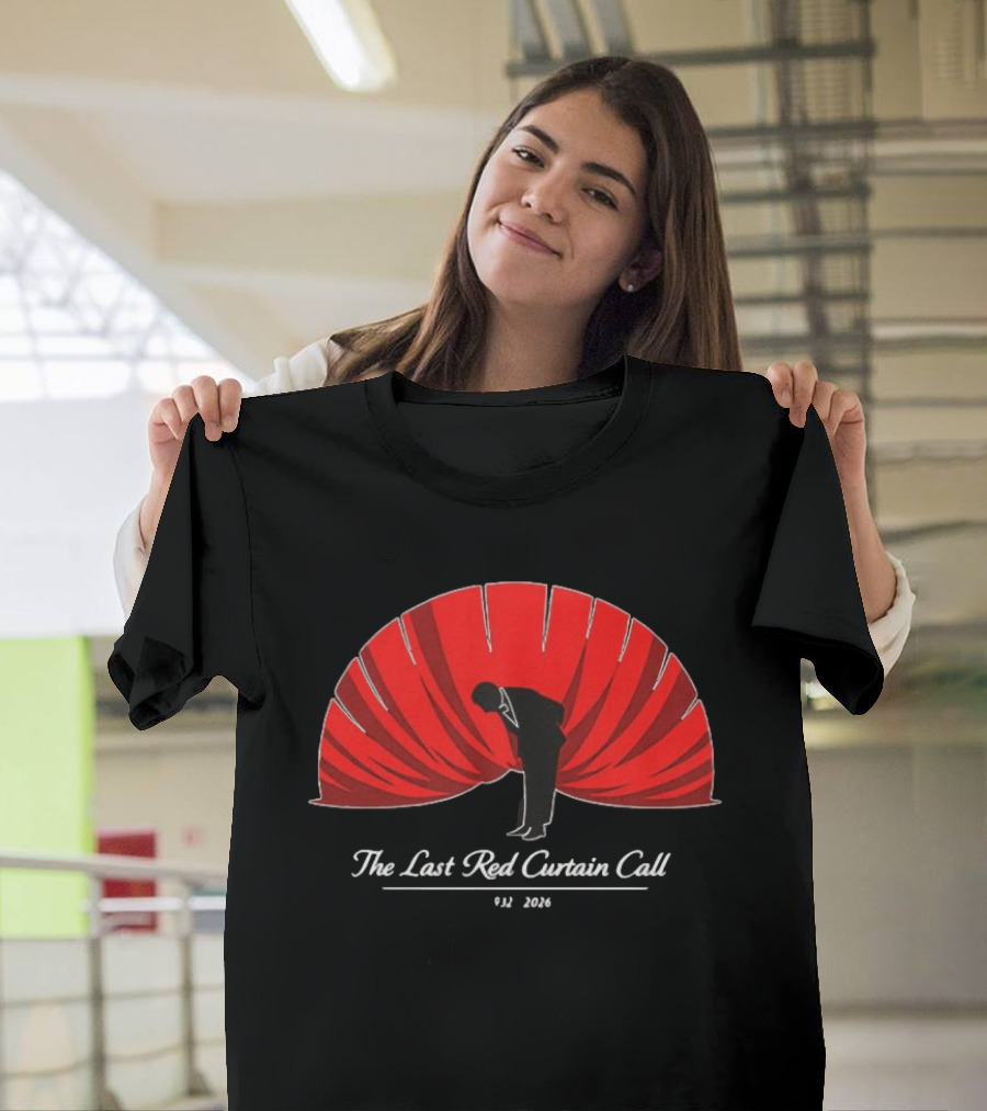 Valentino Garavani The Last Red Curtain Call 1932 2026 Bowing T-Shirt