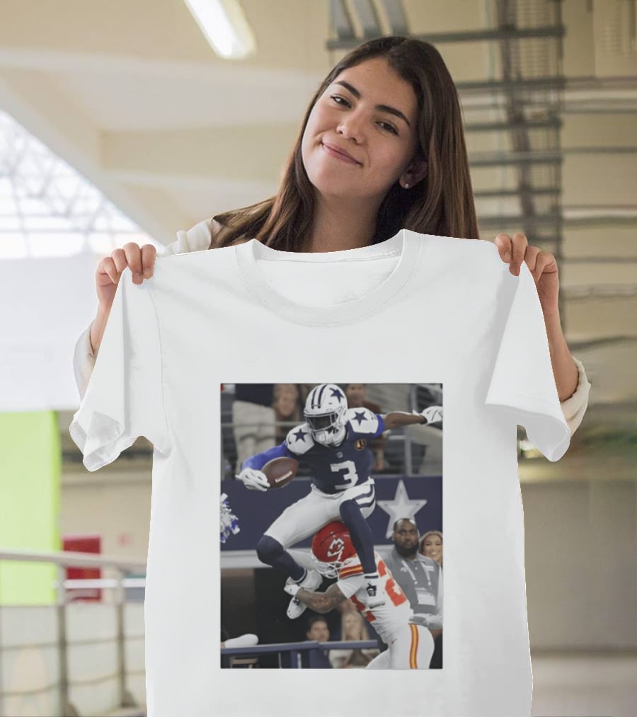 Football Leap Dallas Vs Kansas Royals Dynamic Action T-Shirt