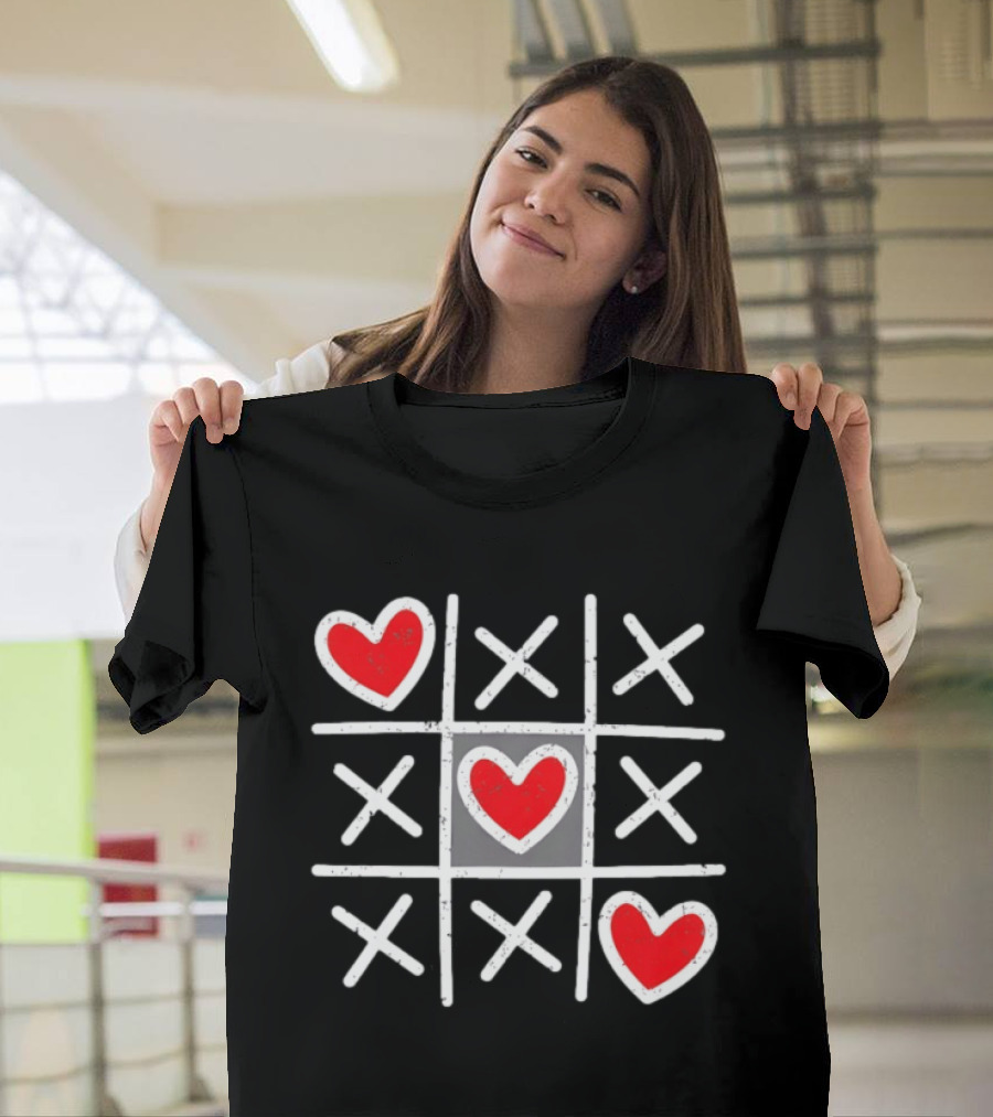 Tic Tac Toe XO Hearts Love Valentine Day Red Heart Crosses T-Shirt