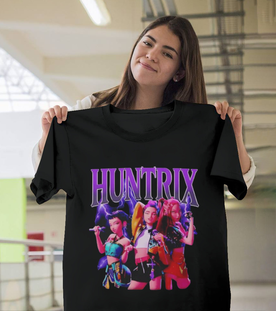 Huntrix Girls Trio Power Pose With Lightning Effect T-Shirt