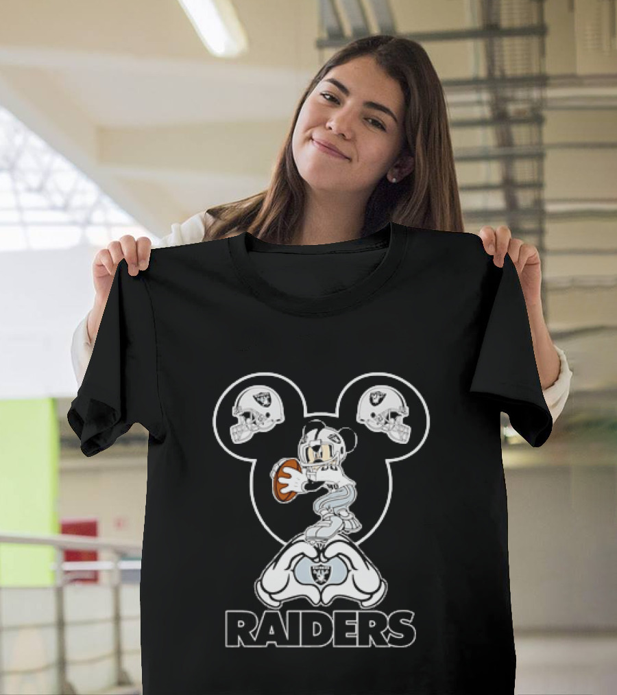 Las Vegas Raiders Mickey Mouse Football Heart Hands Helmet T-Shirt