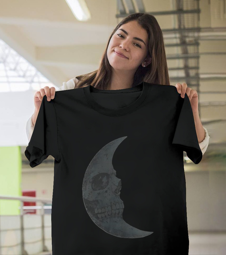 Lunar Crescent Skull Art Crescent Moon Skull T-Shirt