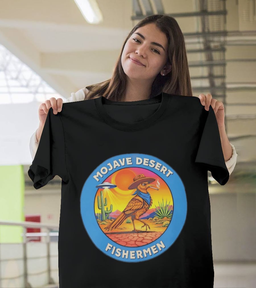 Mojave Desert Fishermen UFO Roadrunner Cowboy Sunset Cactus Circle T-Shirt