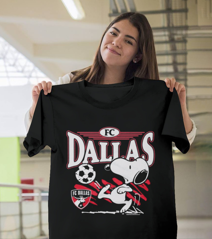 Peanuts Snoopy FC Dallas Soccer Collaboration T-Shirt