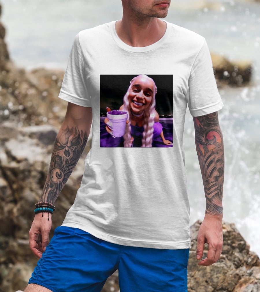 Emilia Clarke Purple Cup Queen Of Dragons Vibrant Smile T-Shirt