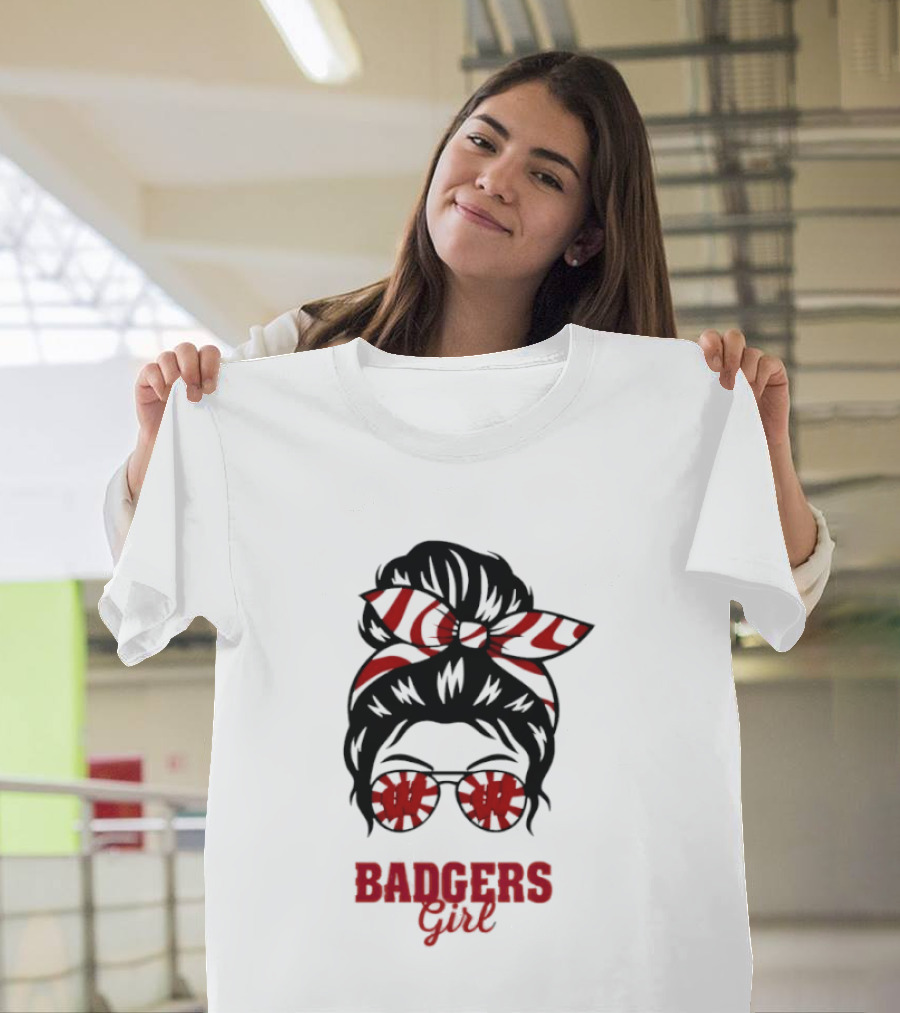Wisconsin Badgers Girl Messy Bun Glasses Bow T-Shirt