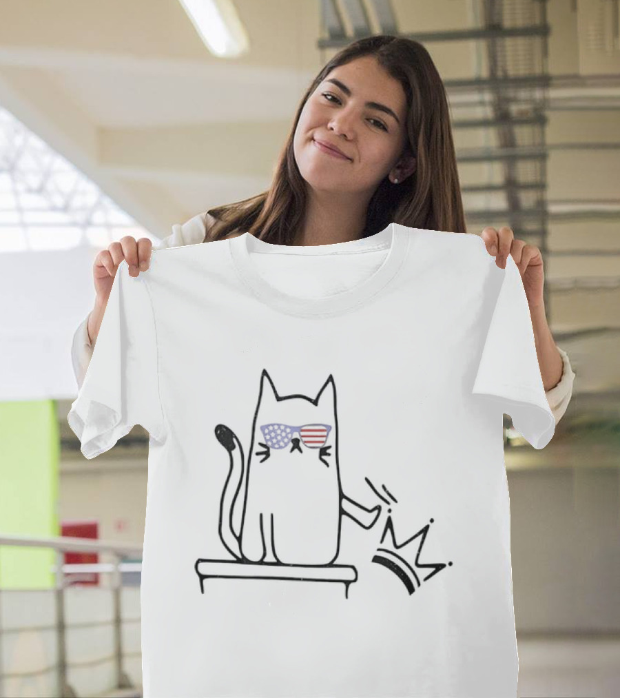 Cat No Kings In America Patriotic Sunglasses Political Humor T-Shirt