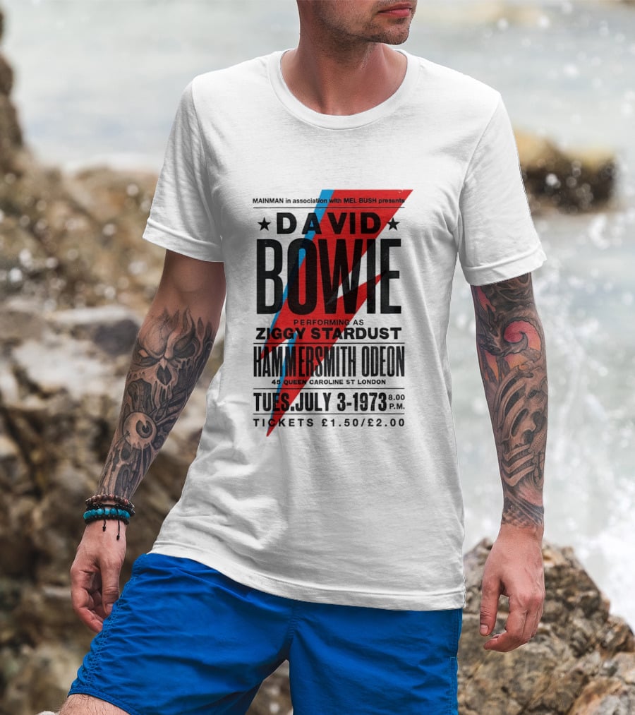 David Bowie Performing As Ziggy Stardust Hammersmith Odeon London July 3 1973 T-Shirt