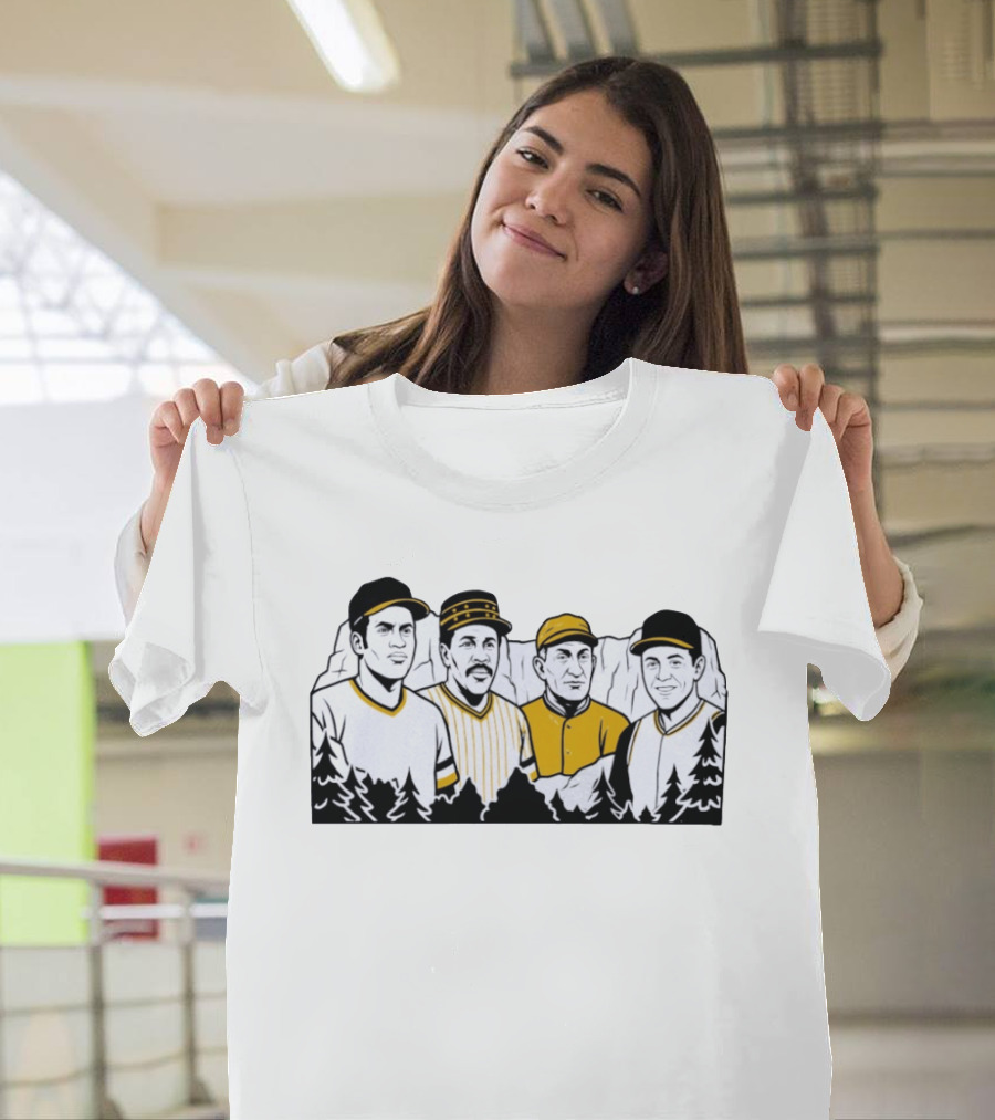 Pittsburgh Pirates Legends Roberto Clemente Willie Stargell Honus Wagner Bill Mazeroski T-Shirt