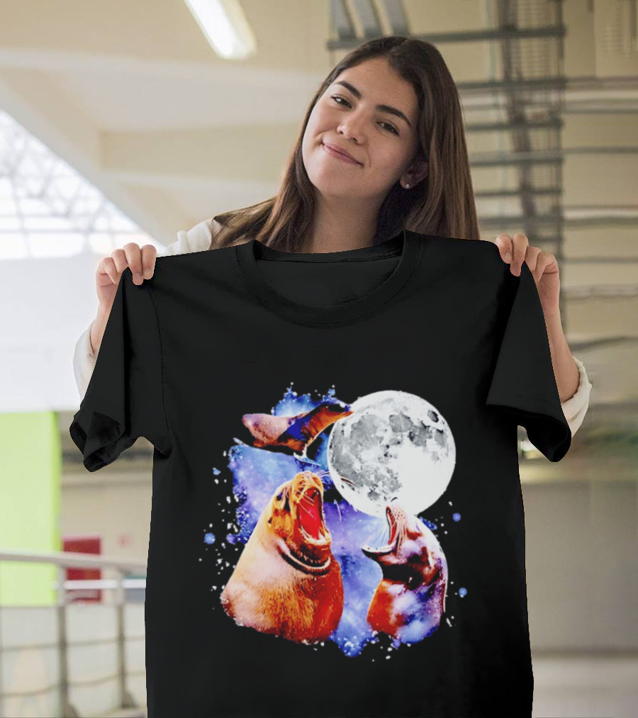 Sea Lion Trio Howling At The Moon In Outer Space Scene T-Shirt