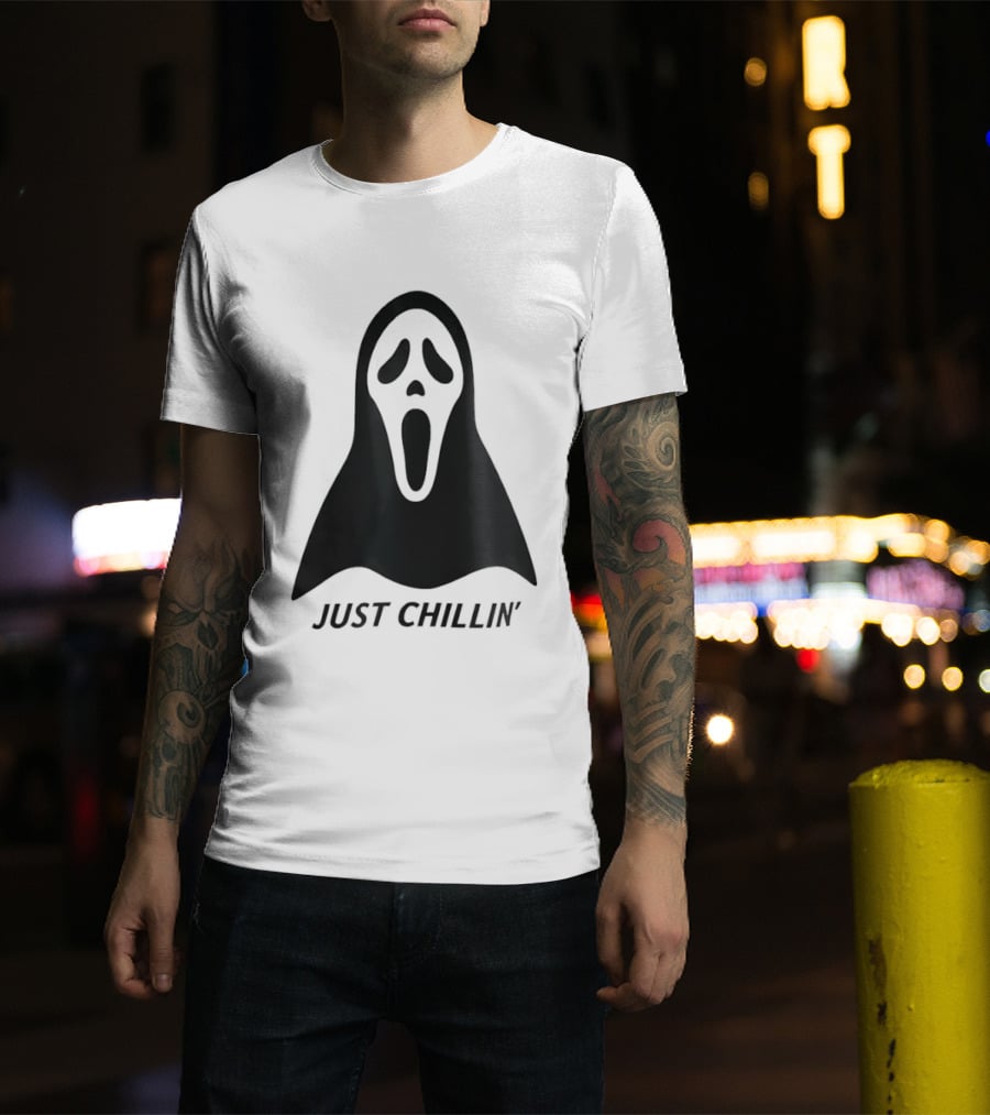 Ghostface Just Chillin Halloween Horror Mask T-Shirt