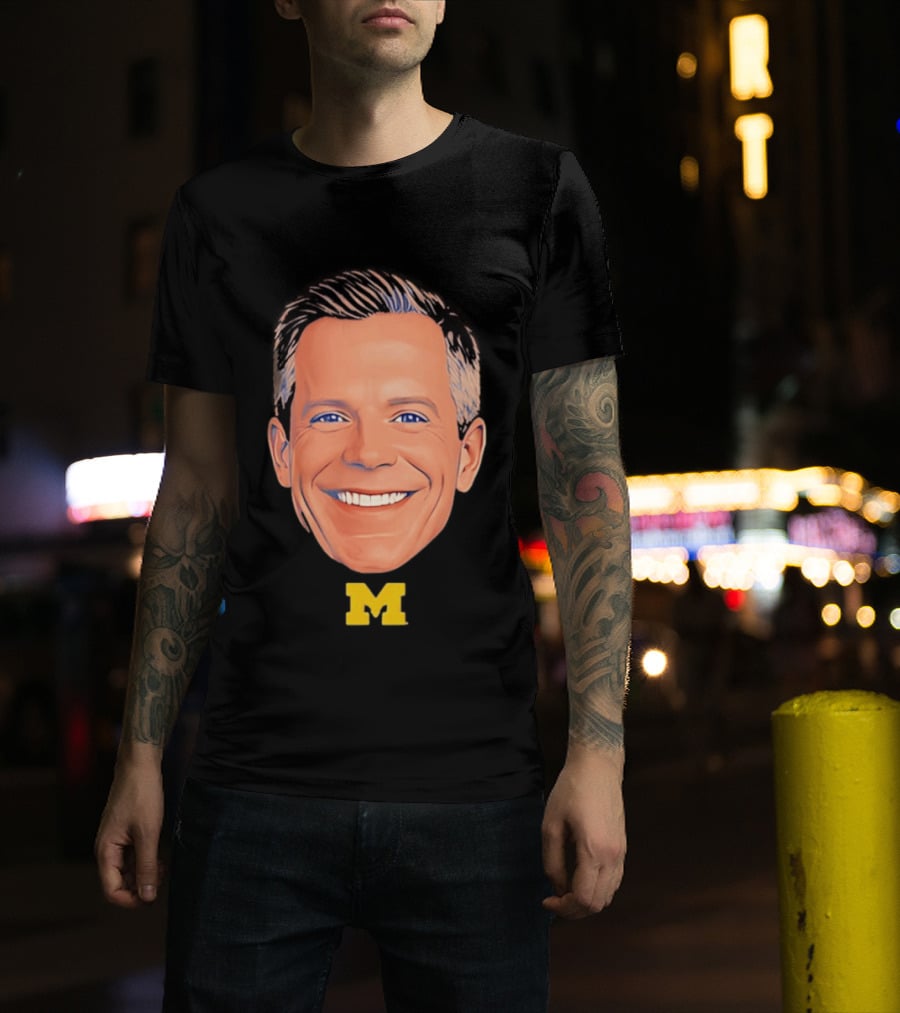 Dusty May Big Face Michigan Wolverines M Yellow T-Shirt