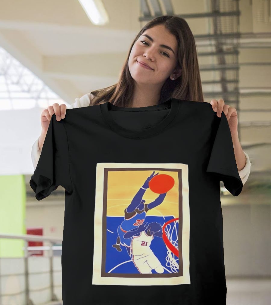 Mitchell Robinson 23 Dunking Joel Embiid 21 New York Knicks Basketball NBA 2026 T-Shirt