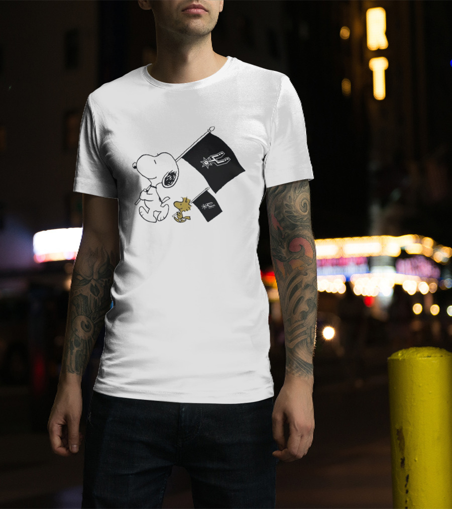 Snoopy Woodstock San Antonio Spurs Flags Peanuts NBA Fan T-Shirt