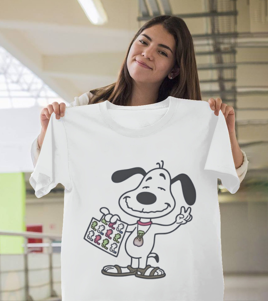 Groovy Snoopy Psychedelic Peace Sign Woodstock Bag T-Shirt