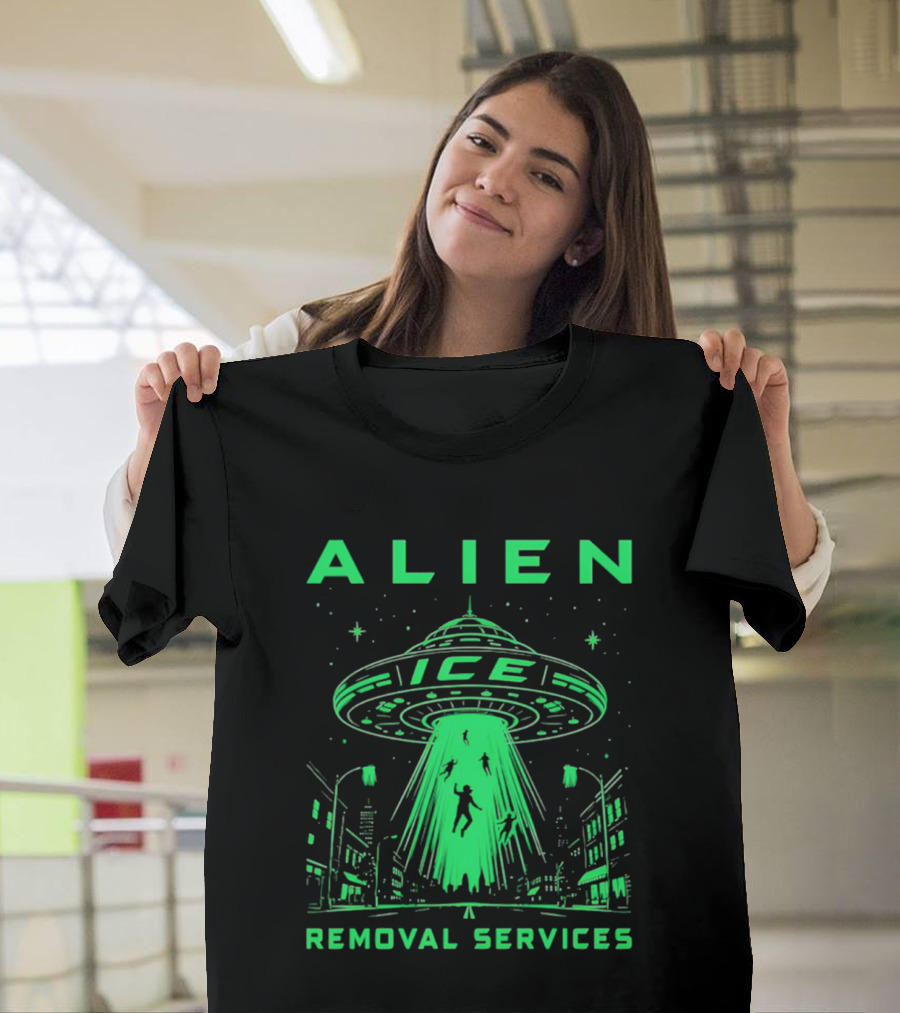 ALIEN ICE UFO Removal Services Extraterrestrial Abduction Scene T-Shirt