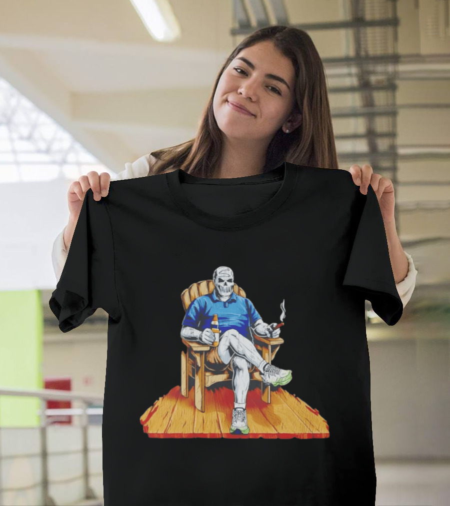 DarthBeards Skull Sitting In A Lawn Chair With Beer And Cigar T-Shirt