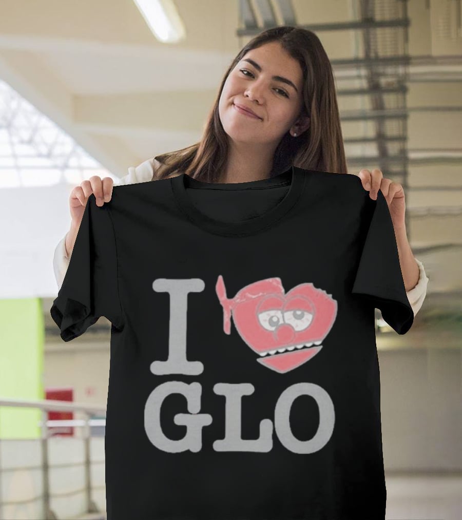 I Love Glo Heart Bandana Glo Gang T-Shirt