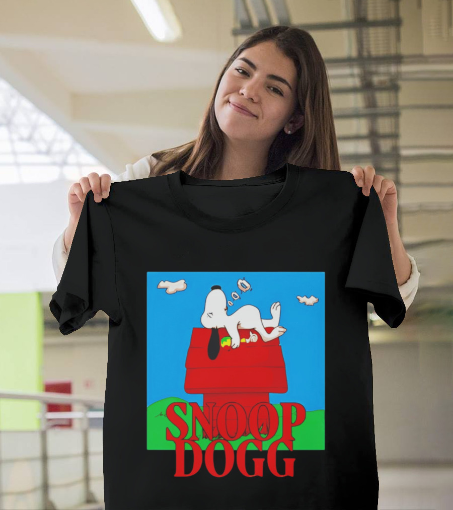 Snoop Dogg Snoopy Parody Relaxing On Doghouse T-Shirt
