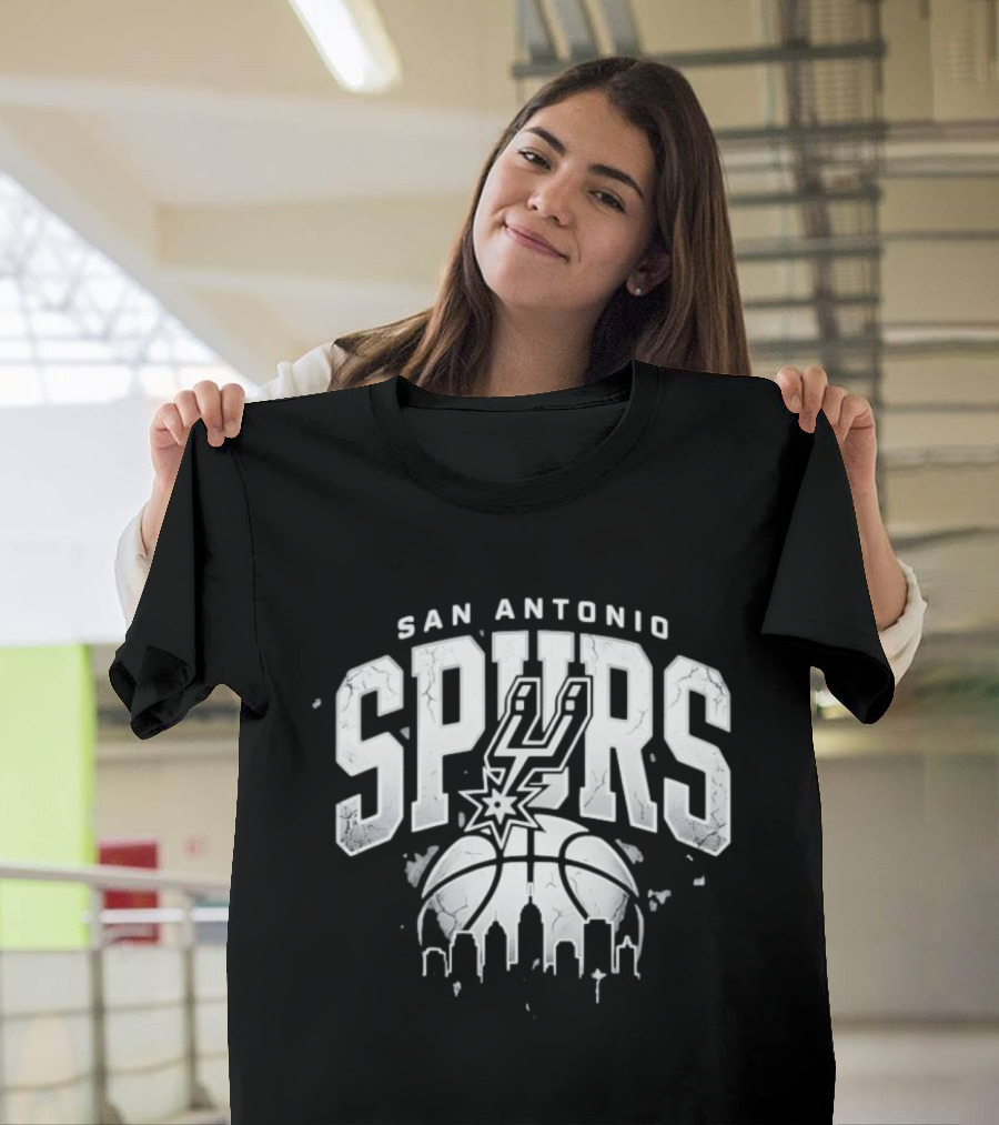 San Antonio Spurs NBA Streetwear Basketball Skyline T-Shirt