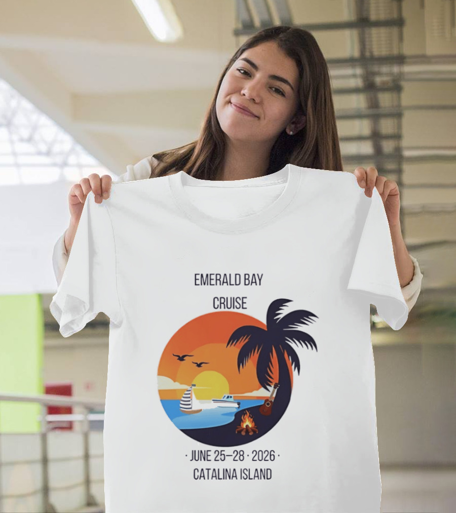 Emerald Bay Cruise June 25 28 2026 Catalina Island Sunset Palm Tree Boat Bonfire T-Shirt