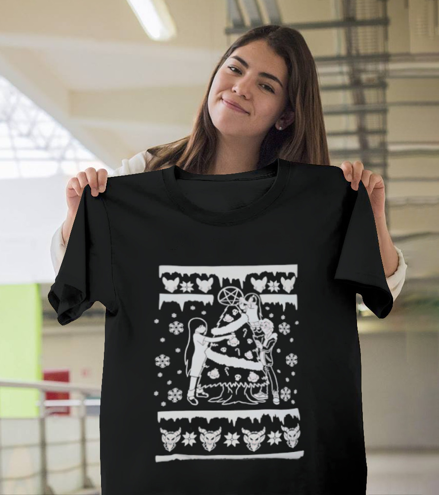 Baphomet Pentagram Christmas Tree Decoration With Ice Hearts And Snowflakes T-Shirt