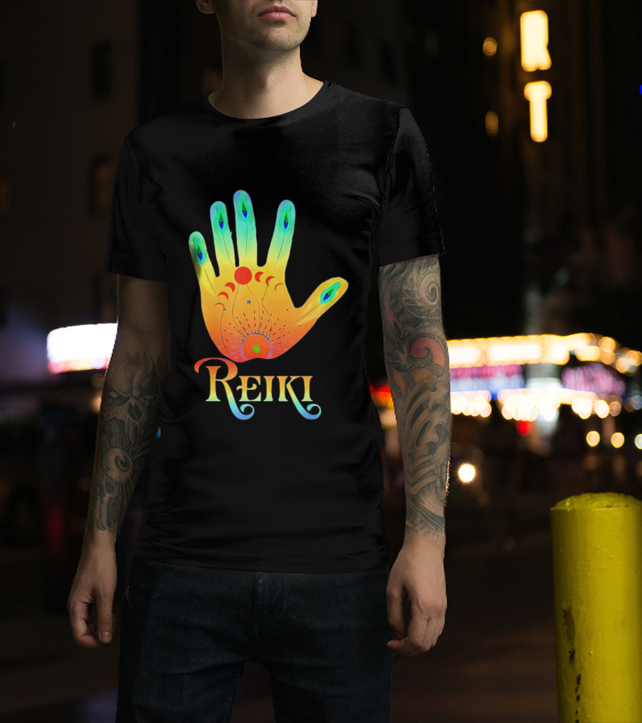 Reiki Practitioner Healer Therapist Master Colorful Hand T-Shirt