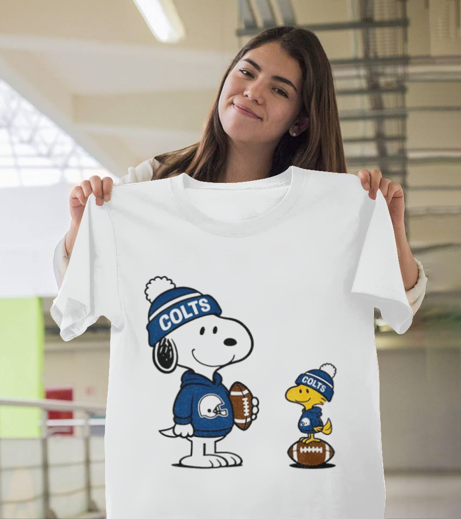 Indianapolis Colts Snoopy Woodstock NFL Football T-Shirt
