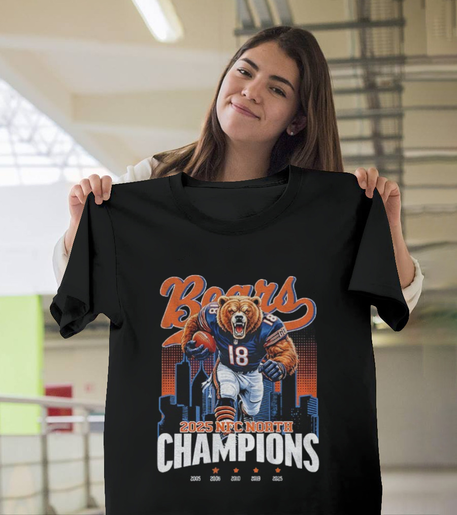 Chicago Bears NFC North Champions 2025 Football Team Victory Celebration T-Shirt