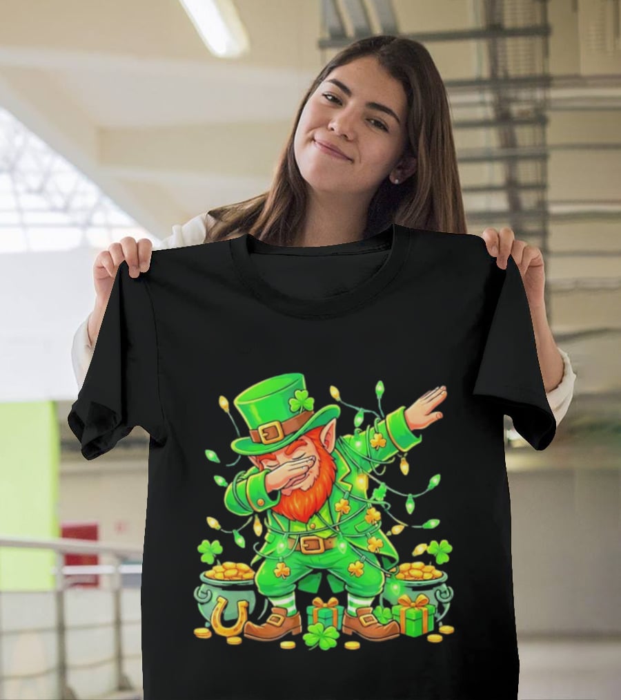 Dabbing Leprechaun St Patricks Day Lights Gold Pot Clover T-Shirt