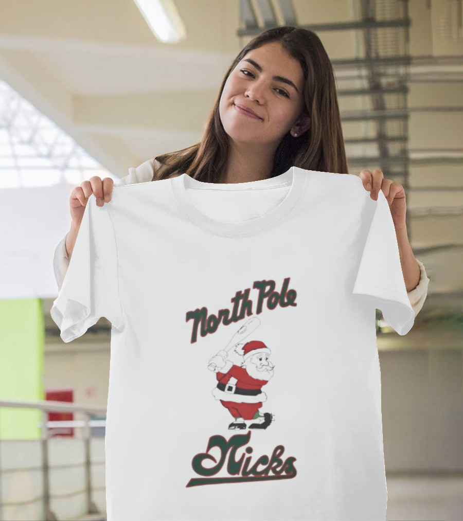 North Pole Nicks Santa Christmas Noir T-Shirt