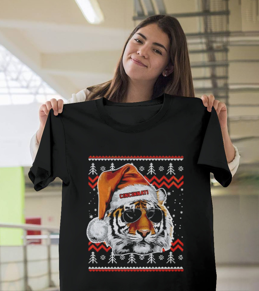 Cincinnati Santa Hat Tiger Ugly Christmas Vintage Football T-Shirt