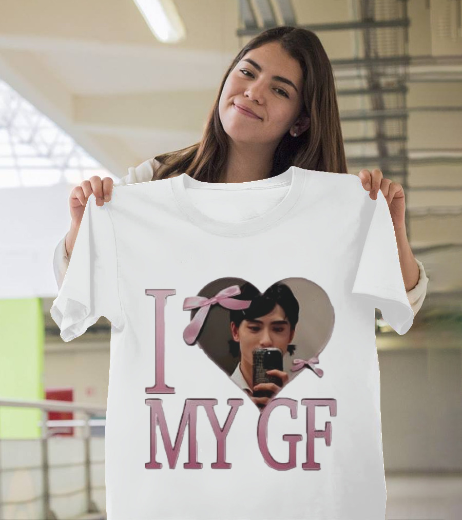 I Heart My GF Pink Bow Selfie T-Shirt