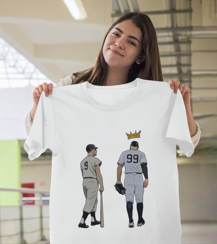 Roger Maris 9 Aaron Judge 99 Crown New York Yankees Fleece T-Shirt