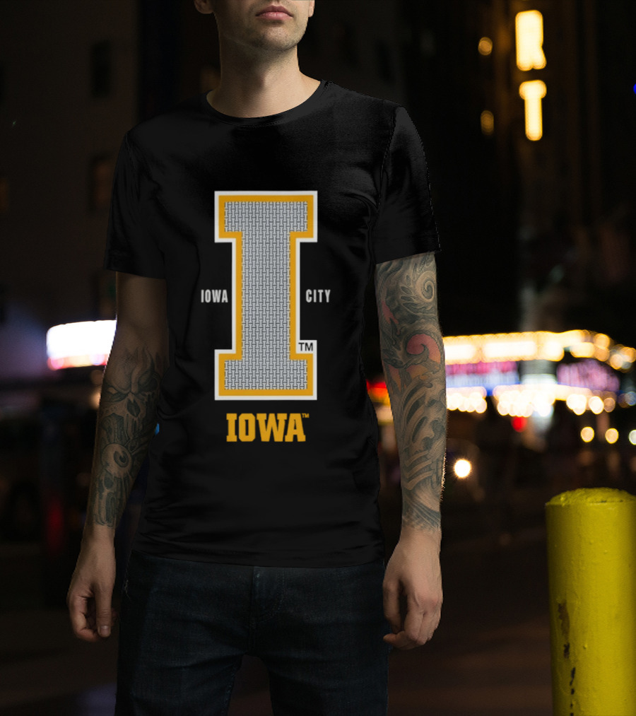 Iowa Hawkeyes Football NCAA Iowa City I T-Shirt