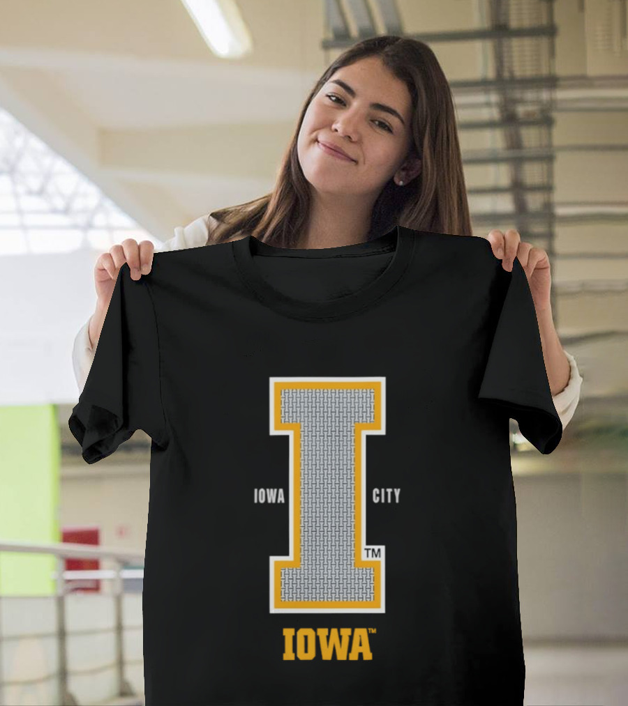 Iowa Hawkeyes Football NCAA Iowa City I T-Shirt