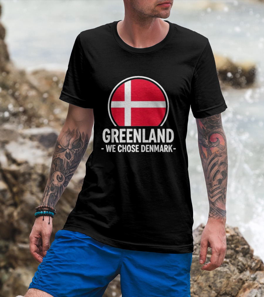 Greenland We Chose Denmark Danish Flag Circle T-Shirt