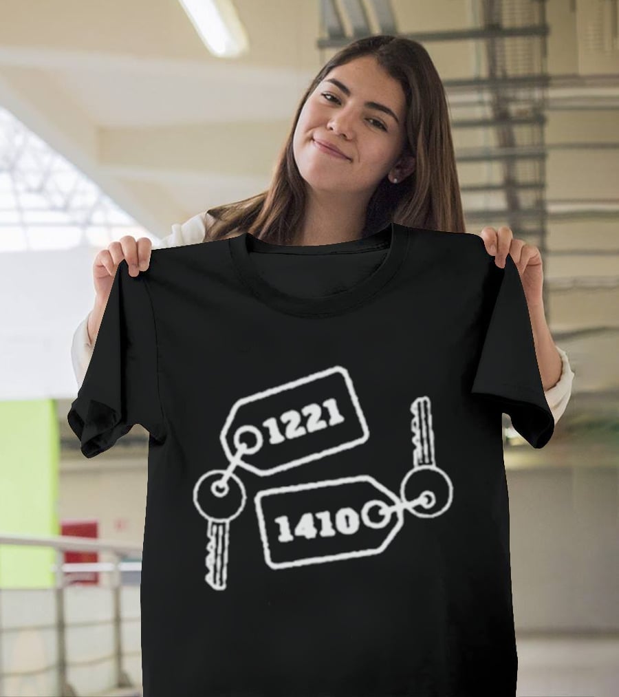 Room Numbers 1221 1410 Team Hollanov Hockey Romance Heated Rivalry T-Shirt