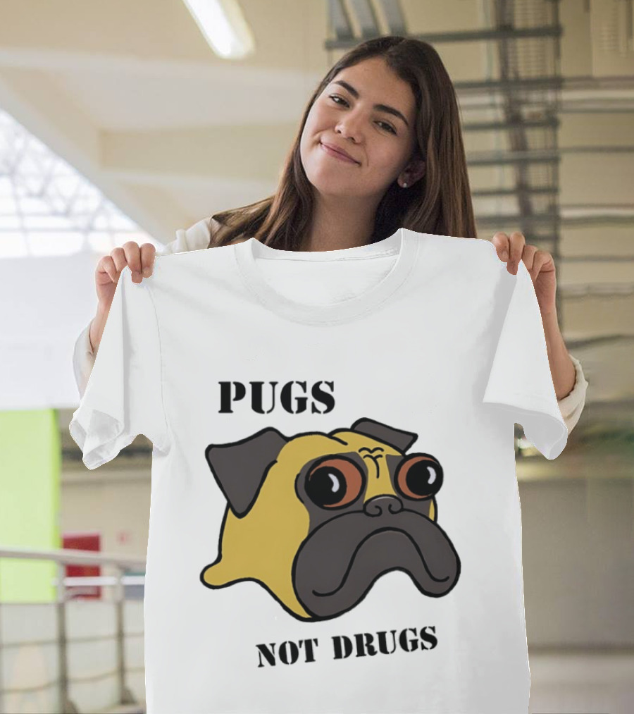 Pugs Not Drugs Cartoon Dog Face Funny Anti Drug Message T-Shirt