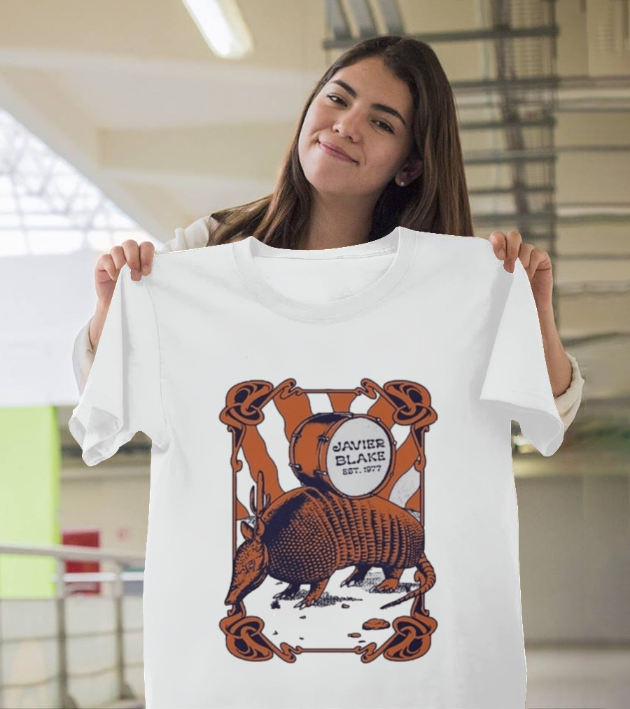 Javier Blake Est 1977 Armadillo Drum Retro Celtic Frame T-Shirt