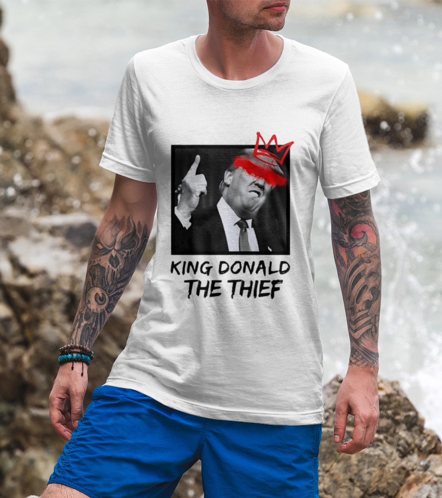 King Donald The Thief Red Crown Graffiti T-Shirt