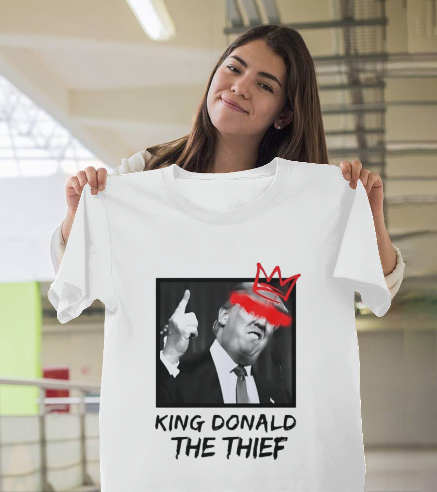 King Donald The Thief Red Crown Graffiti T-Shirt