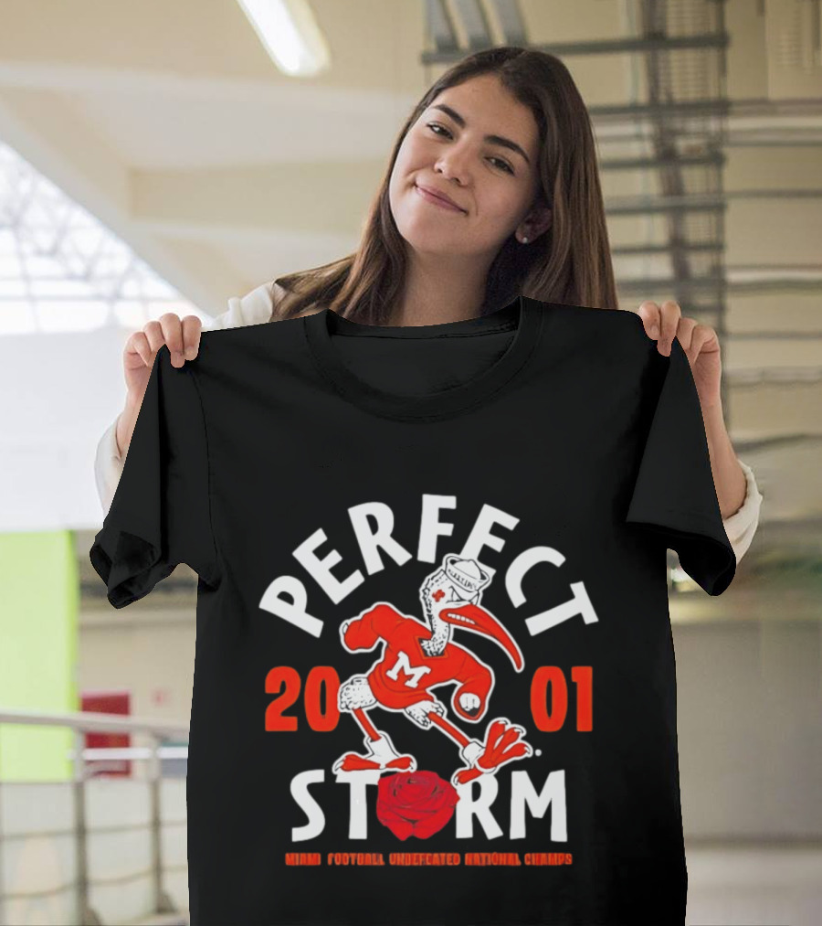 Miami Hurricanes 2001 Perfect Storm Undefeated National Champs Football T-Shirt