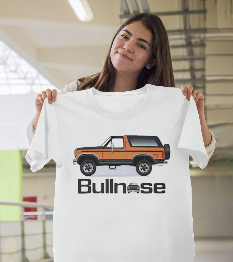 Ford Bronco Bullnose 1980 1986 Vintage Classic Truck T-Shirt
