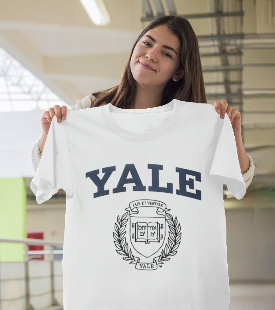 Yale Lux Et Veritas Coat Of Arms T-Shirt