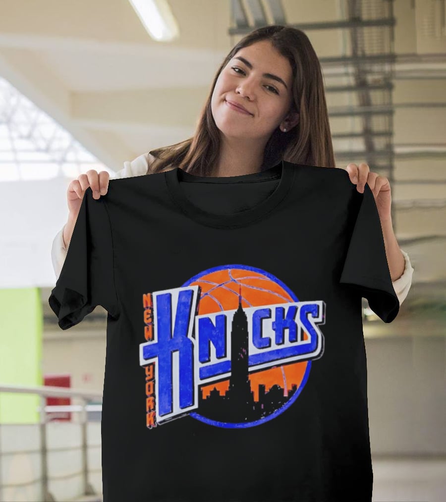 New York Knicks NBA Old School Basketball Skyline 2026 T-Shirt
