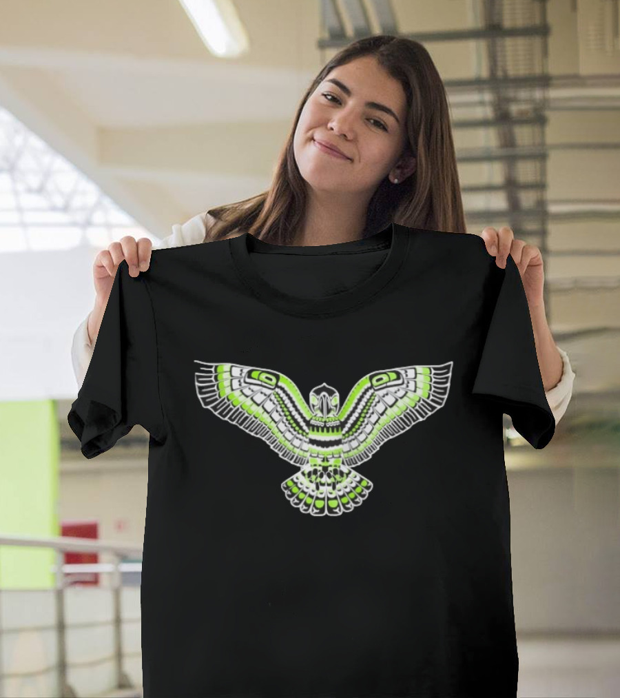 Seattle Seahawks Duwamish PNW Native American Flying Bird T-Shirt
