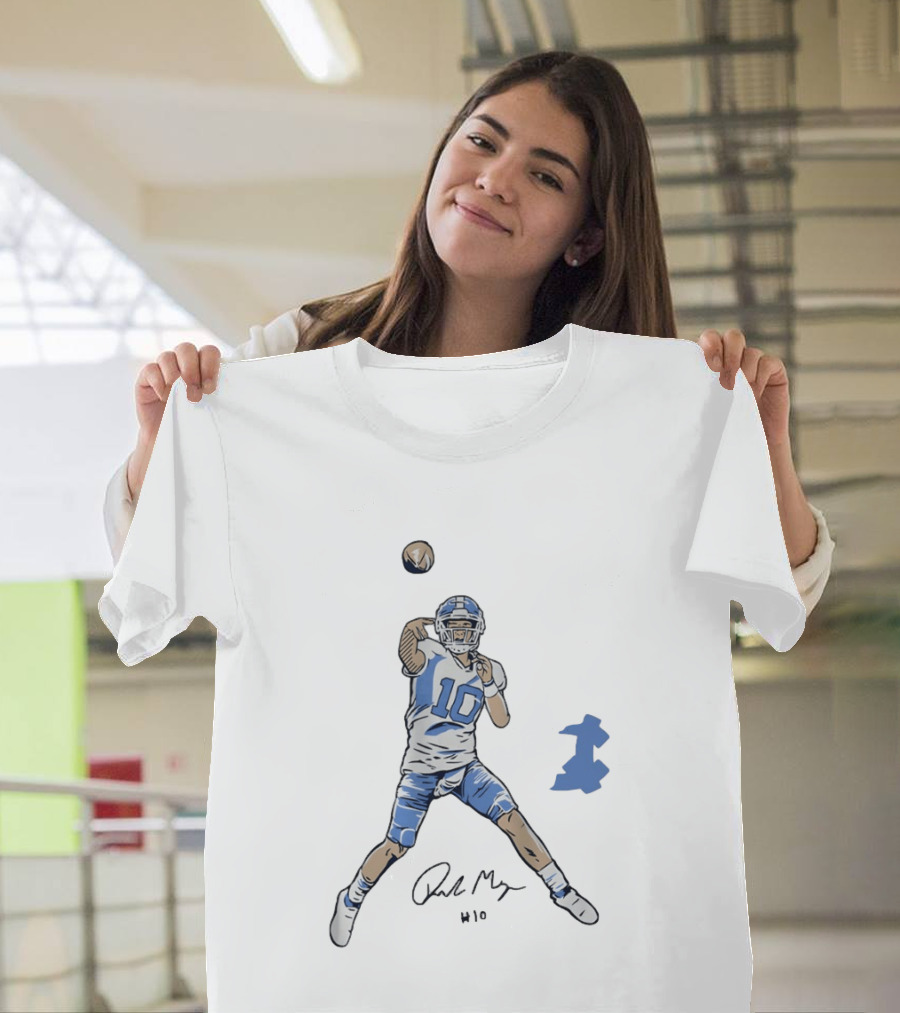 Drake Maye 10 North Carolina Tar Heels Football Pro Pose T-Shirt