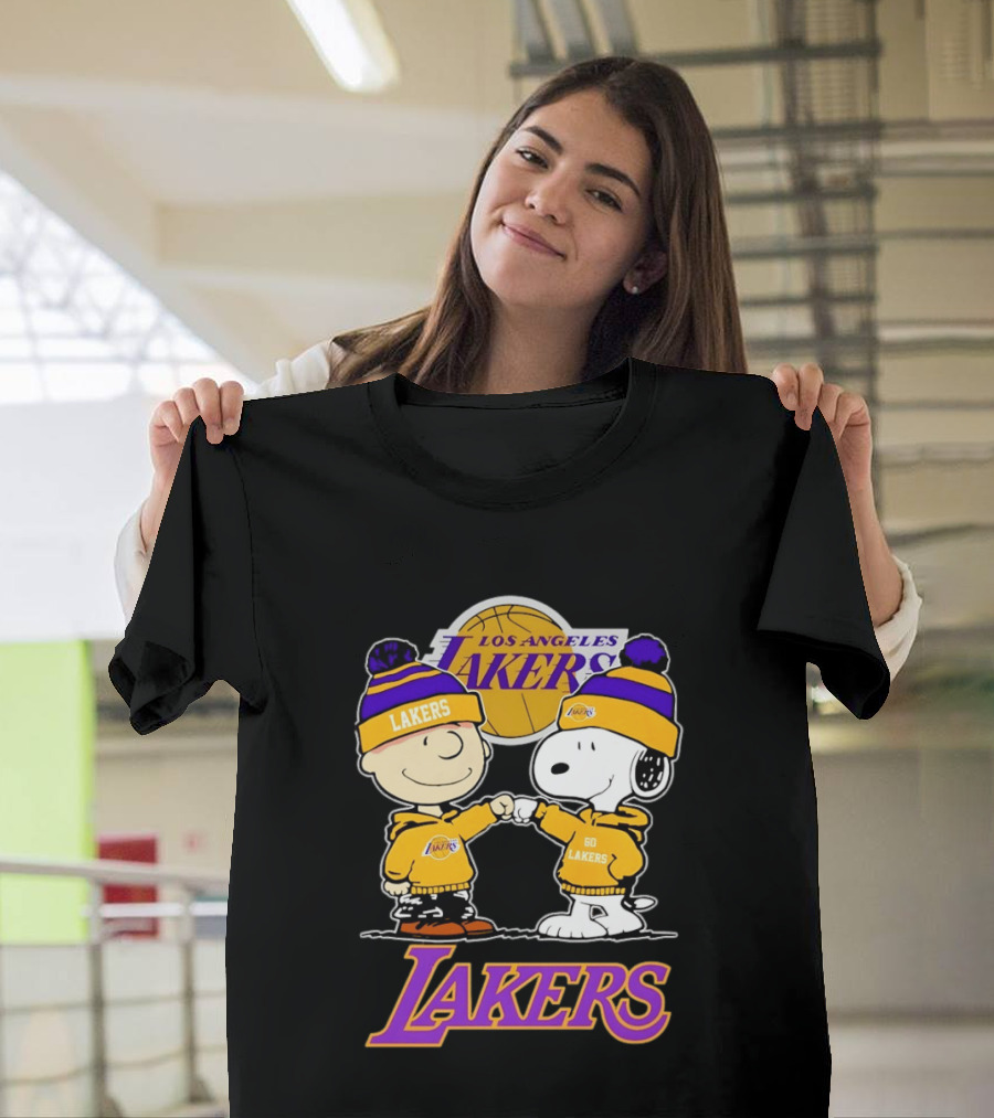 Charlie Brown Snoopy Fist Bump Los Angeles Lakers Basketball Fan Gear T-Shirt